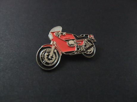 Moto Guzzi 850 Le Mans 3 begin jaren tachtig, rood motor naar links